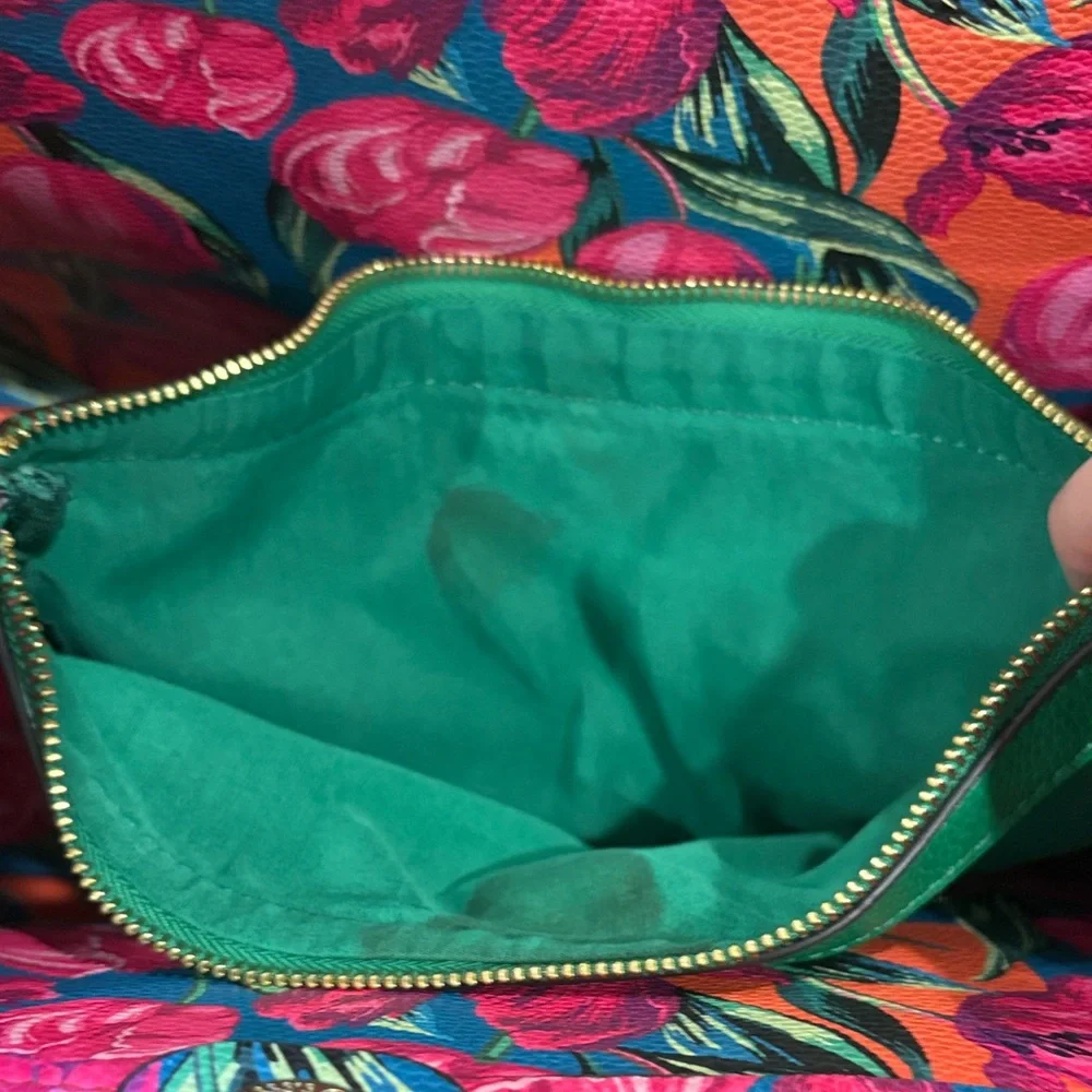 Steve Madden Green Tote Bag - Picture 7 of 7